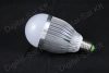 E27 LED 9W izzó 1170 Lumen meleg fehér 2 év garancia E27 LED 9W izzó 1170 Lumen meleg fehér 2 év garancia